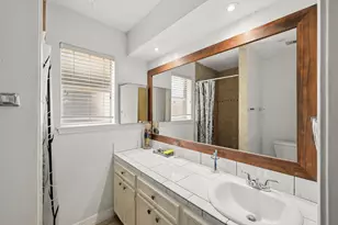 11707 Moltere Dr, Houston, TX 77065 - Photo 16