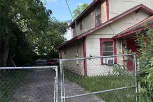 3605 Rebecca St, Houston, TX 77021 - Photo 2