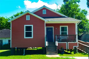 905 W Burleson St, Wharton, TX 77488 - Photo 2