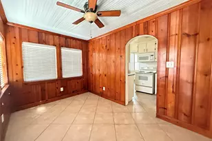446 Zoe St, Houston, TX 77020 - Photo 10