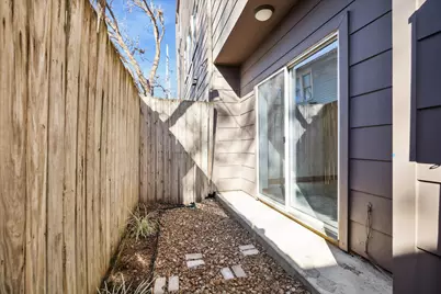 94 Drew Street #C, Houston, TX 77006 - Photo 12