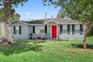 7417 Stephanie Dr, Deer Park, TX 77536 - Photo 2