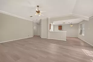 9202 Desirable Dr, La Porte, TX 77571 - Photo 6