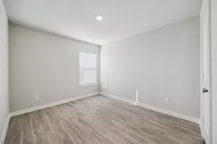 21655 Wave Holw Dr, Cypress, TX 77433 - Photo 6