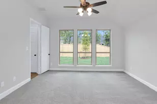 26325 Saddleback Ln, Magnolia, TX 77316 - Photo 4