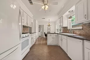 4505 Waycross Dr, Houston, TX 77035 - Photo 14