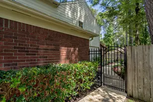 15 Dusky Meadow Pl, The Woodlands, TX 77381 - Photo 4