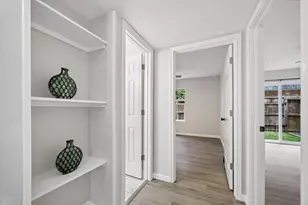 8939 Gaylord St, Houston, TX 77024 - Photo 16