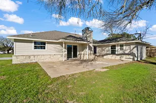 1740 6th St, Hempstead, TX 77445 - Photo 12