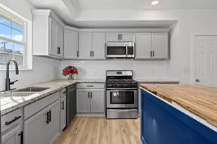 1740 6th St, Hempstead, TX 77445 - Photo 16