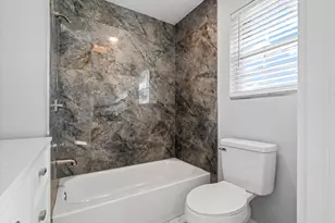 1740 6th St, Hempstead, TX 77445 - Photo 20