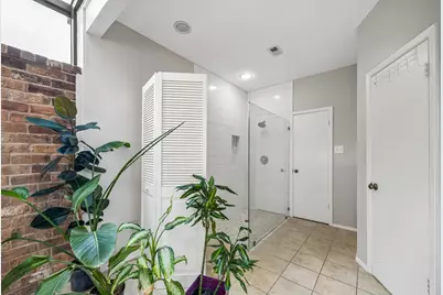 3902 Crystal Falls Drive, Missouri City, TX 77459 - Photo 16