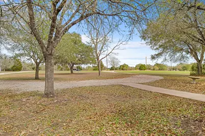 620 Panorama Road, La Grange, TX 78945 - Photo 20