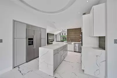 2206 Saxon Drive, Houston, TX 77018 - Photo 10