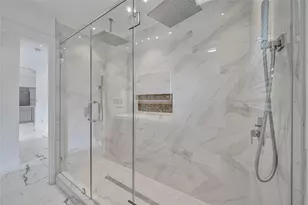 2206 Saxon Dr, Houston, TX 77018 - Photo 34