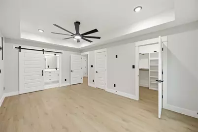 8013 Moon Beam Street #B, Houston, TX 77088 - Photo 10