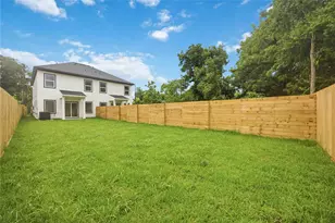 8013 Moon Beam St, Houston, TX 77088 - Photo 20