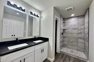 4302 Hirsch Rd, Houston, TX 77026 - Photo 6