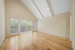 130 Sugar Berry Cir, Houston, TX 77024 - Photo 10