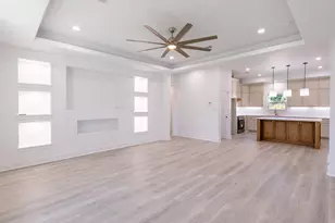 275 Hereford Dr, Onalaska, TX 77360 - Photo 8