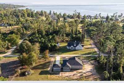 275 Hereford Drive, Onalaska, TX 77360 - Photo 2