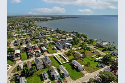 142 Flamingo Bight S, Baytown, TX 77523 - Photo 22