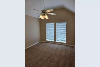 106 Palm Castle, League City, TX 77573 - Photo 10