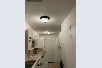 419 Fisher Street, West Columbia, TX 77486 - Photo 6