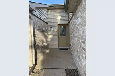 2915 Garden Lane, Sugar Land, TX 77479 - Photo 2