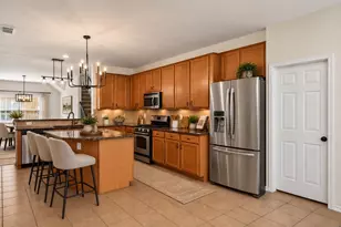206 Unique Ct, Rosharon, TX 77583 - Photo 8
