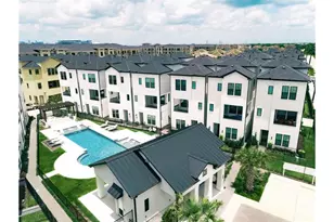 2802 Grand Fountains Dr, Houston, TX 77054 - Photo 2