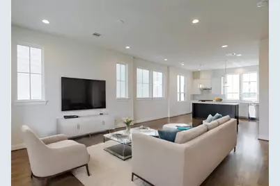 2802 Grand Fountains Drive #F, Houston, TX 77054 - Photo 16