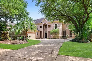 34 Watermill Pl, Sugar Land, TX 77479 - Photo 2