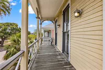2002 Ave K, Galveston, TX 77550 - Photo 34