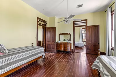 2002 Ave K, Galveston, TX 77550 - Photo 22