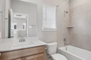 2172 Blue Heron Dr, Kemah, TX 77565 - Photo 2