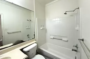 7138 Sun Village Dr, Houston, TX 77083 - Photo 12