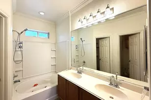 7138 Sun Village Dr, Houston, TX 77083 - Photo 16