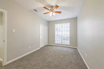 5507 Village Springs Drive, Kingwood, TX 77339 - Photo 30