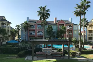 7000 Seawall Blvd, Galveston, TX 77551 - Photo 40