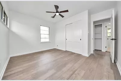6522 Belarbor Street, Houston, TX 77087 - Photo 24