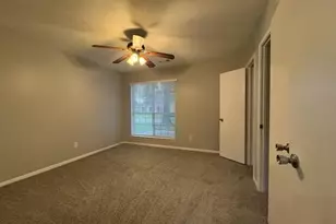 14119 Falling Elm Ln, Houston, TX 77015 - Photo 16