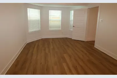 13922 Baikal Manor Drive, Santa Fe, TX 77510 - Photo 6