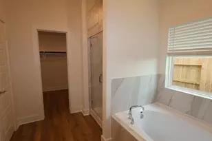 13922 Baikal Mnr Dr, Santa Fe, TX 77510 - Photo 12