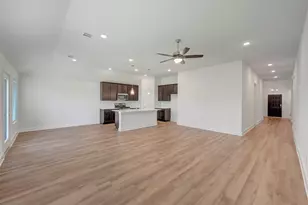 13922 Baikal Mnr Dr, Santa Fe, TX 77510 - Photo 14