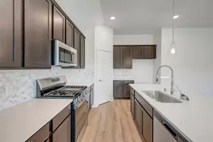 13922 Baikal Mnr Dr, Santa Fe, TX 77510 - Photo 16