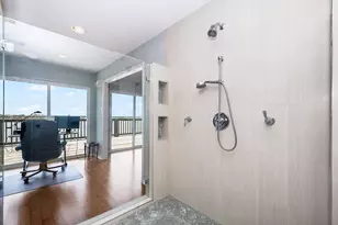 2720 Lighthouse Dr, Houston, TX 77058 - Photo 26