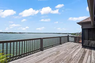 2720 Lighthouse Dr, Houston, TX 77058 - Photo 32