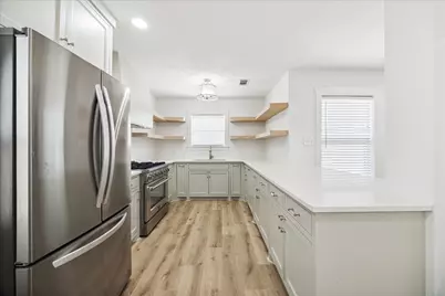 1419 Laird Street, Houston, TX 77008 - Photo 8