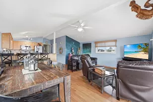 13001 John Reynolds Rd, Galveston, TX 77554 - Photo 10